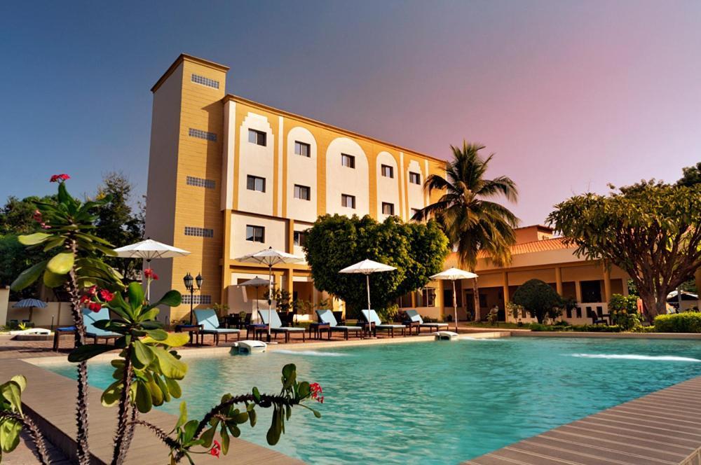 Dunia Hotel บามาโก ภายนอก รูปภาพ
