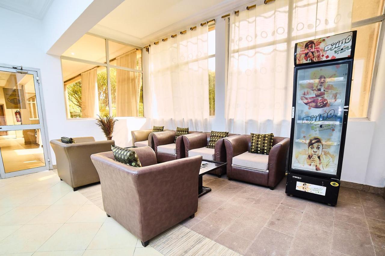 Dunia Hotel Bamako Centre ภายนอก รูปภาพ